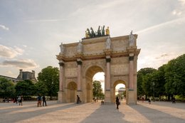 Arc-de-Triomphe-du-Carrousel;-Architecture;-Heritage;-Historic-monument;-Jardin-du-Carrousel;-Kaleidos;-Kaleidos-images;-La-parole-à-limage;-Louvre;-Louvre-wing;-Napoleon-I;-Paris;-Sky;-Stories-Pictures;-Tarek-Charara;-Tourism